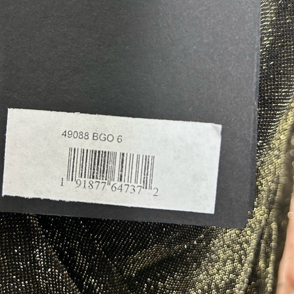 Mac Duggal 49088 NWT LONG SLEEVE FAUX WRAP A LINE GOWN - Picture 7 of 8